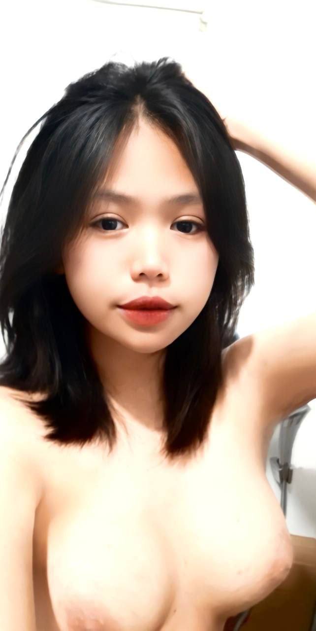 Horny Asian teenager finger-tickling her tight cunny - Awesome Japan! Ravishing Japanese slut, Reo Saionji, adorns the halls of her master's castle with her alluring queefs and sultry body.